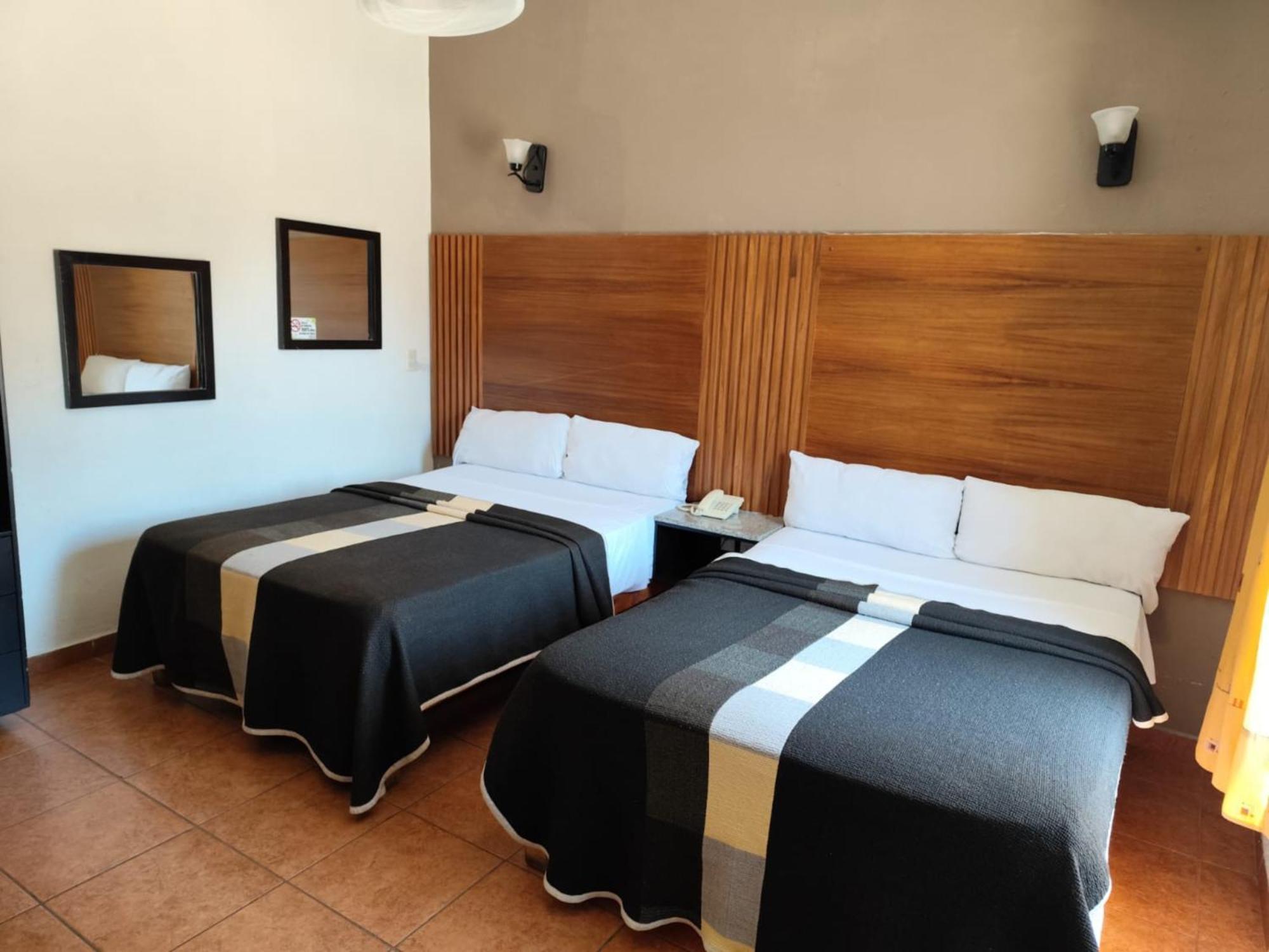 Hotel Aquiles Guadalajara Chambre photo
