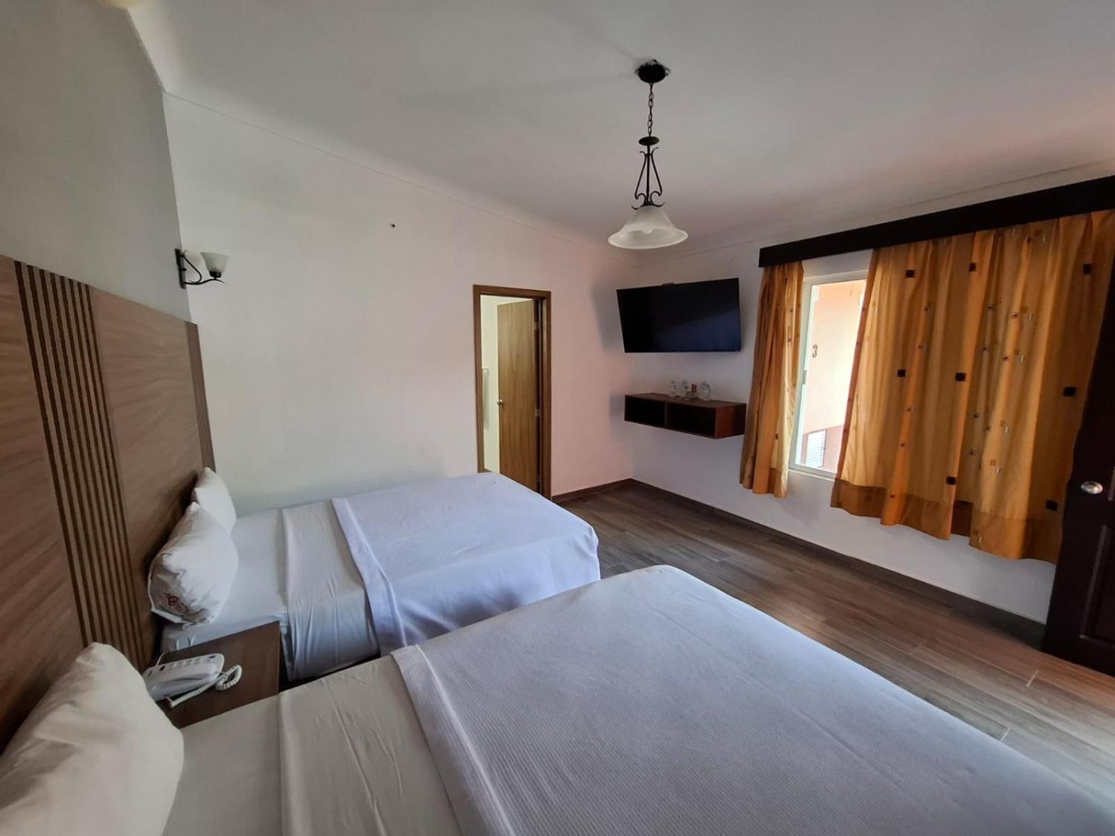 Hotel Aquiles Guadalajara Extérieur photo