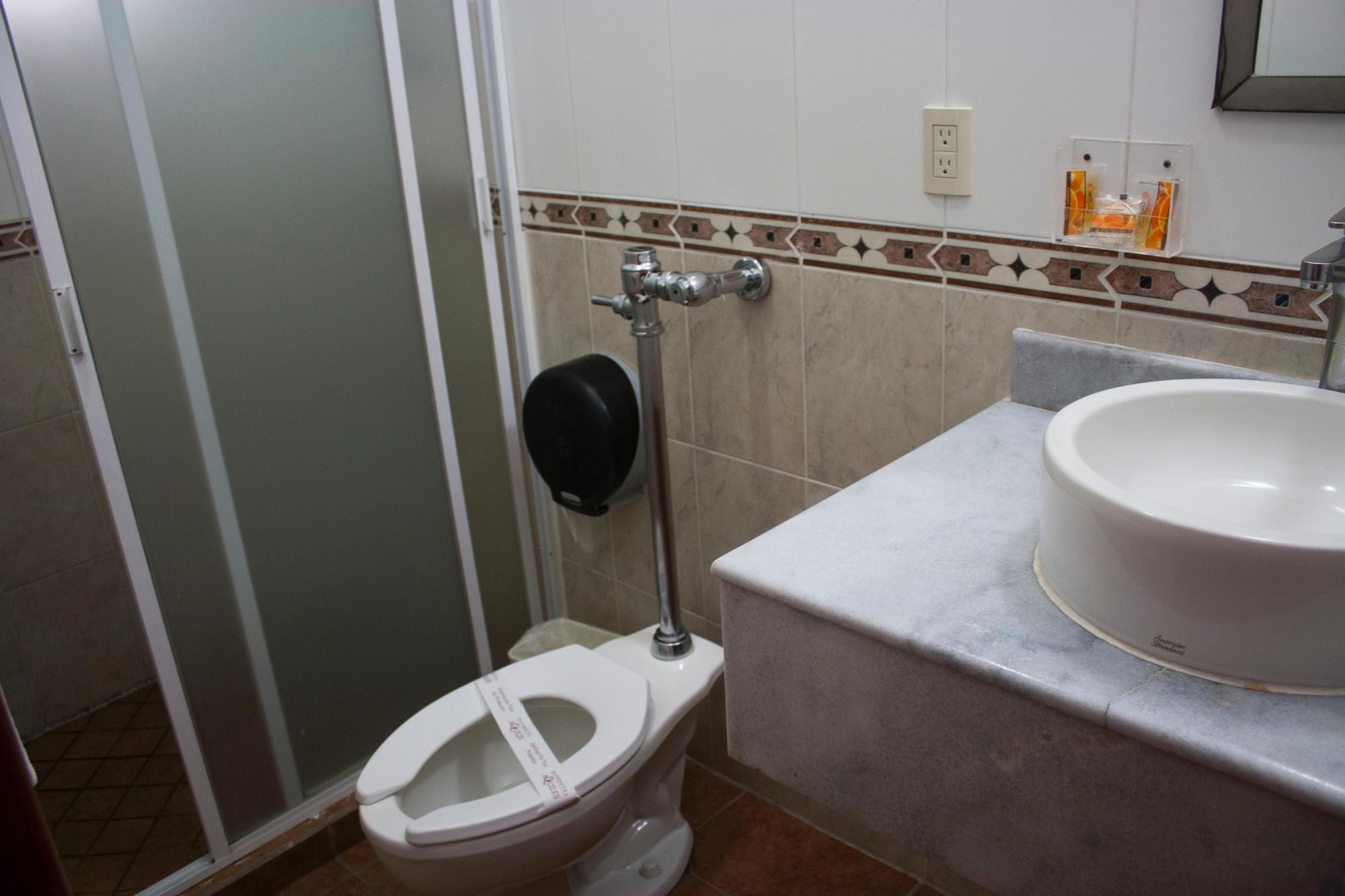 Hotel Aquiles Guadalajara Extérieur photo